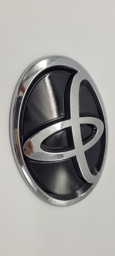 Toyota Land Cruiser Prado Txl Emblema Trasero Negro Foto 3