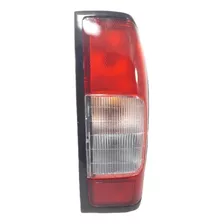 Faro Trasero Nissan Pickup Japonesa D22 3.2 4x4 Navara Der