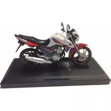 Moto Honda Cg Titan 160 40 Años Colección Escala 1:18 Metal