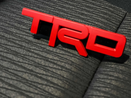 Emblema Toyota Trd Parrilla Tacoma Hilux Tundra Corolla Trd Foto 7