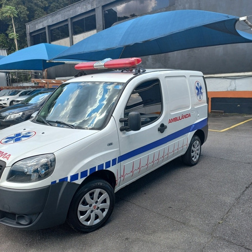 Fiat Doblo 2014  Ambulancia 1.8 Flex Financio Em 48 X