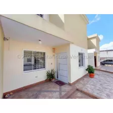 Milagros Inmuebles Casa Venta Cabudare Lara Trapiche Villas Economica Residencial Economico Oportunidad Pecio Inmobiliaria Rentahouse N° 24-8959