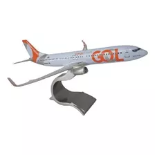 Maquete Avião Em Resina B-767-800 Gol - 28 Cm