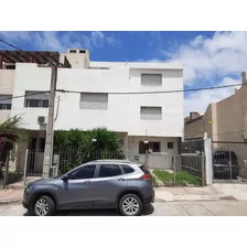 Dueño Vende Casa En Buceo Exelente Estado 10 Años Antiguedad (no Inmobiliaria)