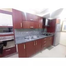 Mp, En Alquiler Este Apartamento Tipo Estudio, Cuenta Con Dos Habitaciones Y Esta Equipado Y Amoblado. Imagina Vivir En Una De Las Mejores Zonas De Valencia