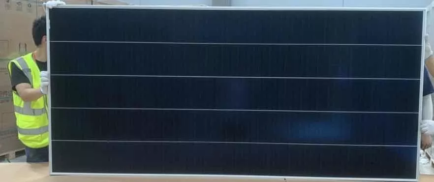 Panel Solar - Quad Pro - Shingled Technology 585 Watt 