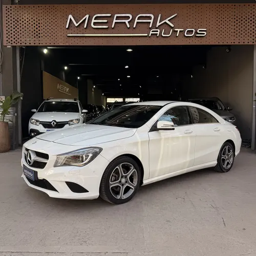 Mercedes-Benz Clase CLA