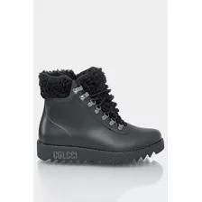 Bota Cano Curto Colcci Wiley Pelinho - Preto