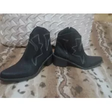 Vendo Botas Texanas Nuevas Sin Uso Número 37 