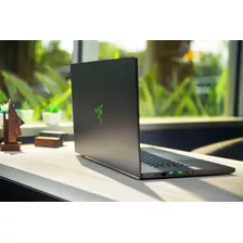 Razer 17.3 Razer Blade 17 Gaming Laptop