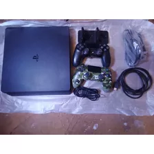 Sony Playstation 4 1tb + 2 Joystick Y 5 Juegos Leer