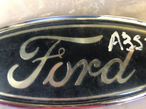 Emblema Parrilla Ford Focus 1999-2004 Foto 2