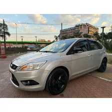 Ford Focus 1.6 2012 