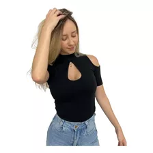 Blusa Ombros Vazados Decote Gota Manga Curta