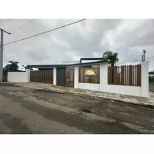 Ozuna Inmobiliaria Lv Srl Vende Y Renta Excelente Casa