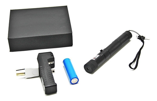 Puntero Laser Verde Efecto Bateria Y Cargador Foco Ajustable