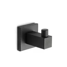 Percha Simple Amurar Linea Ray Cuadrada Negro Baño