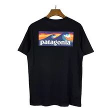 Camiseta De Manga Corta Con Estampado Ondulado Patagonia
