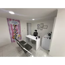 Se Vende Consultorio En Excelente Sector De Los Rosales, Manizales