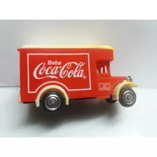 Caminhão Coca Cola Marca Guisval Custom Scania Em Plástico E Metal Novo  Escala 1.64 Tamanho 7cm