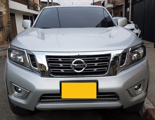 Persiana Cromada Nissan Frontier Np300 2016 - 2020 Foto 6