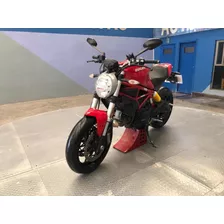 Ducati Monster, 2017