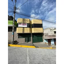 Casa En Venta. Con Local ,1 Departamento,2 Parqueaderos Cubiertos, Terraza Accsesible, Turubamba Mojas 2, Sur De Quito.