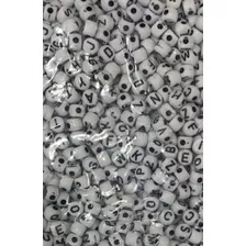 200 Cuentas Dijes Redondos Blancos Con Letras Negras. Oferta