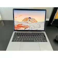 Macbook Pro 2018 - 13 / 8 Gb Ram / Intel Core I5/2.3 Ghz