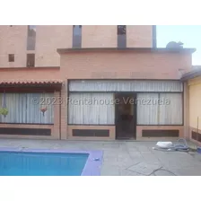 Raiza Suarez Vende Excelente Hotel Equipado En San Felipe, Incluye Restaurant, Piscina Y 5 Locales Comerciales, Ubicado En Una De Las Principales Avenidas De San Felipe, De Oportunidad 2 3 1 9 5 67