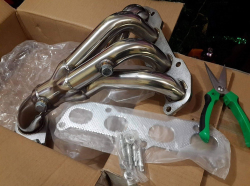 Exclusive Header Nissan Sentra B15 2.5l 02-2006 Inoxidable  Foto 2