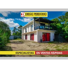 Casa De 3 Dormitorios, En Venta, Playa Pascual 