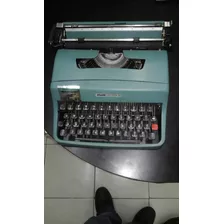 Maquina De Escribir Olivetti Mod. Lettera 32