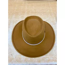 Sombrero Paño Beige Modelo Indiana -corralero Sastrería-.