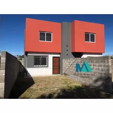 Venta Duplex En Mar Del Tuyu, A Estrenar, Excelentes Detalles De Terminación, Calle 70 Nro. 748, La Costa