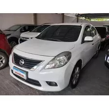 Nissan Versa 2014 1.6 16v Sl Flex 4p