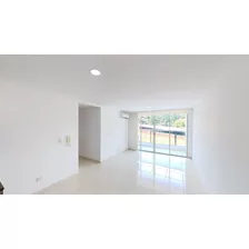 Apartamento En Venta En El Refugio, Cali