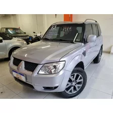 Mitsubishi Pajero Tr4 2013 2.0 4x2 Flex Aut. 5p