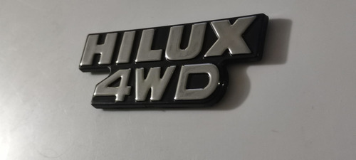 Emblema Hilux 4wd Toyota Cinta 3m Foto 2