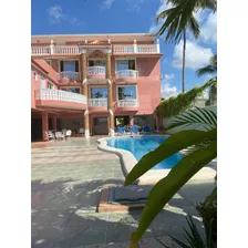 Venta De Hotel En Juan Dolio Cerca De La Playa Con Piscina