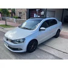 Volkswagen Gol Sedan 2015 1.6 Trendline 101cv