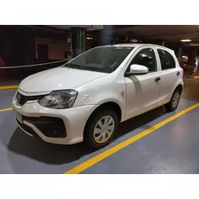 Toyota Etios 1.5 X 5p 2022 - Motormax