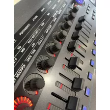 Yamaha Montage 6 Synthesizer 