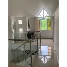 Se Vende Espectacular Casa De 4 Habitaciones, Calarca Quindio