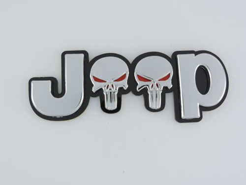 Foto de Emblema Jeep Punisher Cromado Fondo Negro