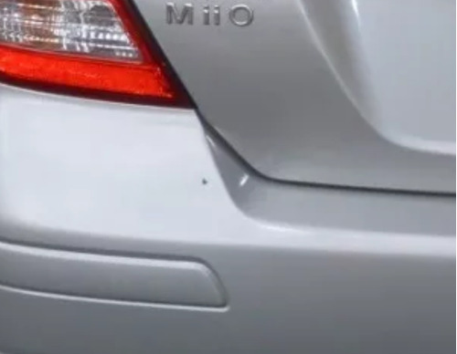 Foto de 1 Emblema Miio De Nissan Tiida Nuevo Envios A Todo El Pais 