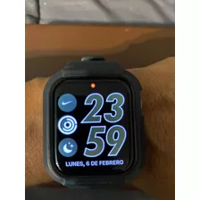 Apple Watch Series 4 Nike Edition. Usado