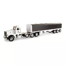 Ertl Big Farm Peterbilt 367 Semi With Grain Trailer