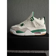 Jordan 4 Pine Green