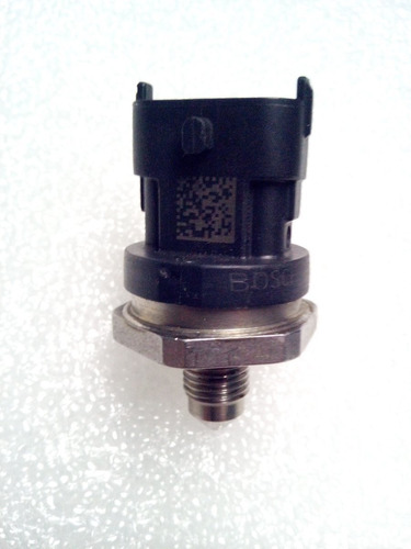 Sensor Presion Riel Gasolina Mazda 3 6 Cx7 2.3 2.0 Mx5 Bosch Foto 2